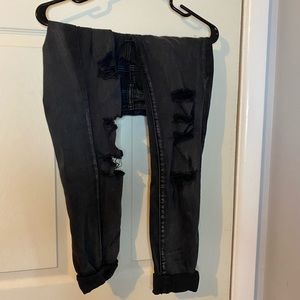 Black ripped American Eagle jeans size 4